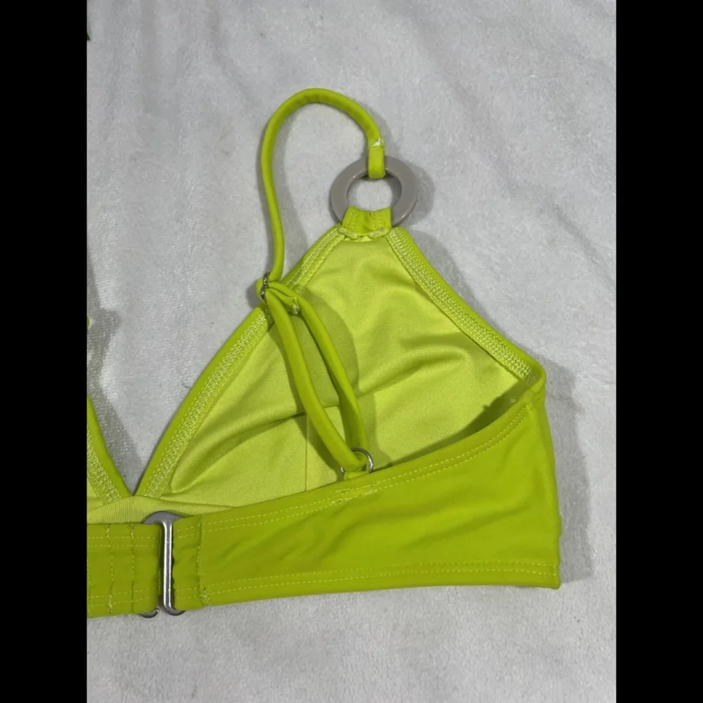 NWT $30 TOPSHOP‎ Ring Detail Triangle Bikini Top In Lime Green [SZ 6 US ]
